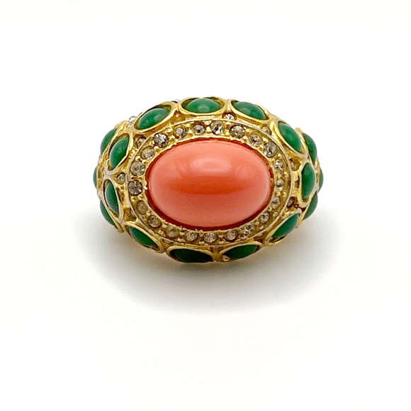 1970's Cocktail Ring with Faux Coral and Emerald Cabochon Stones + Earrings - Picture 3 of 6
